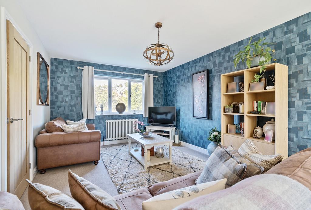 Sitting/Dining Room