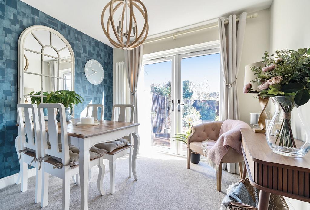Sitting/Dinning Room