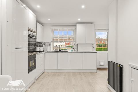 61 Jerounds, Harlow, CM19 4HF