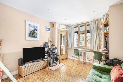 Studio for sale, Tudor Close, Brixton Hill, London, SW2