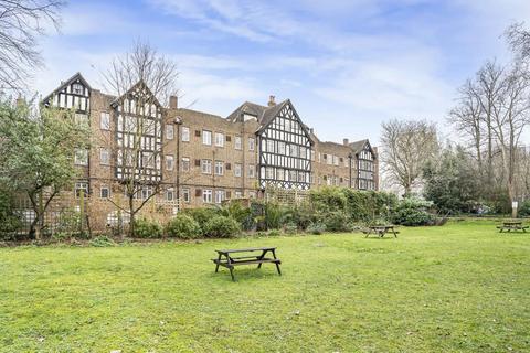 Studio for sale, Tudor Close, Brixton Hill, London, SW2