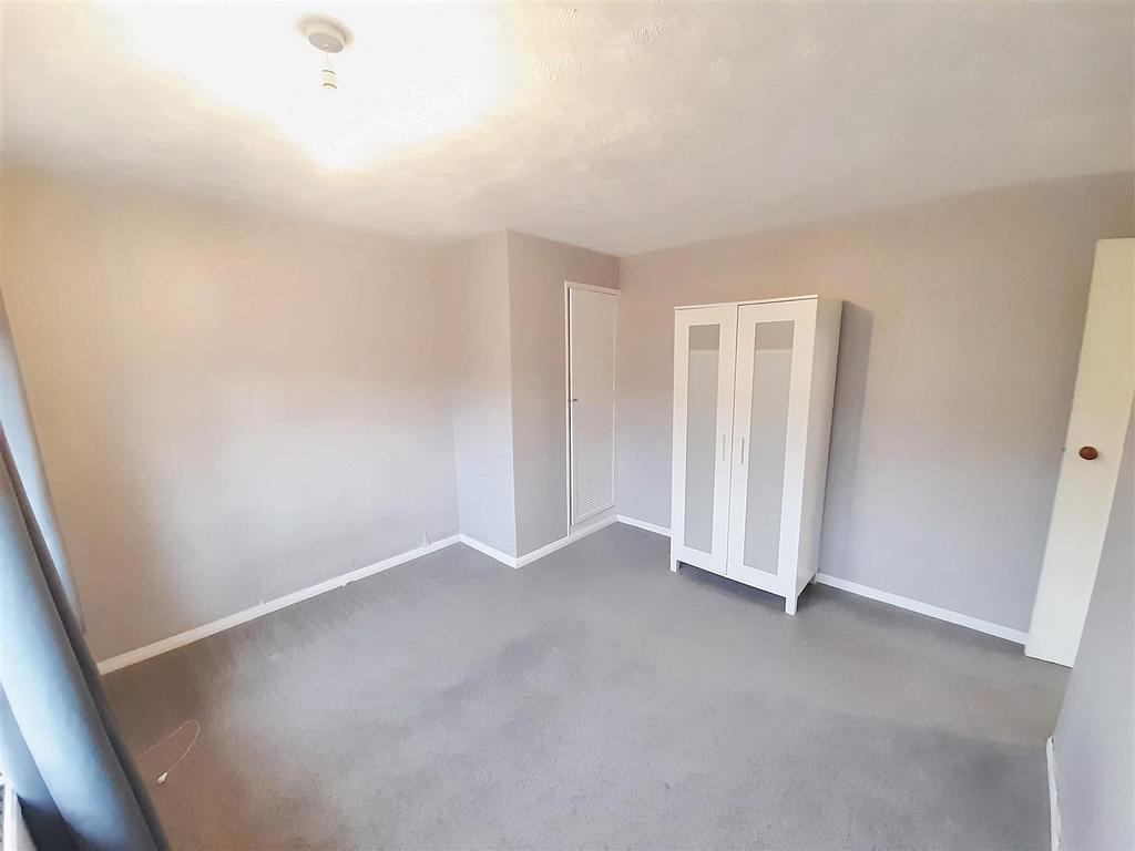Bedroom 1 new.jpg
