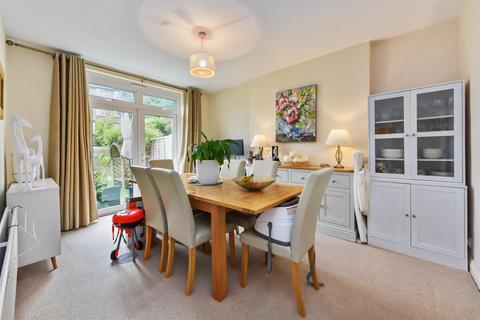 21 Firstway, London, SW20 0JD