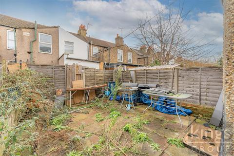 3 bedroom terraced house for sale, Dysons Road, Edmonton, N18