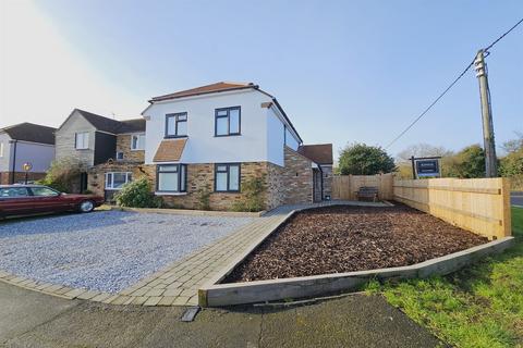 4 bedroom detached house for sale, Leyfields, Rayne, Braintree, CM77