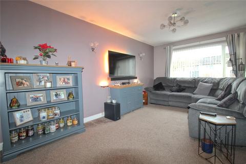 24 Frampton Court, Trowbridge, BA14 9HL
