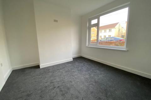 18 Giants Grave Road, Neath, SA11 2LS
