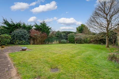 3 bedroom detached house for sale, Walnut Way, Hyde Heath, Amersham, Buckinghamshire, HP6 5SD