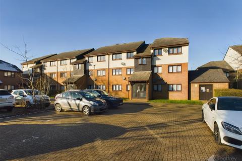 2 bedroom flat for sale, Aylets Field, Harlow CM18