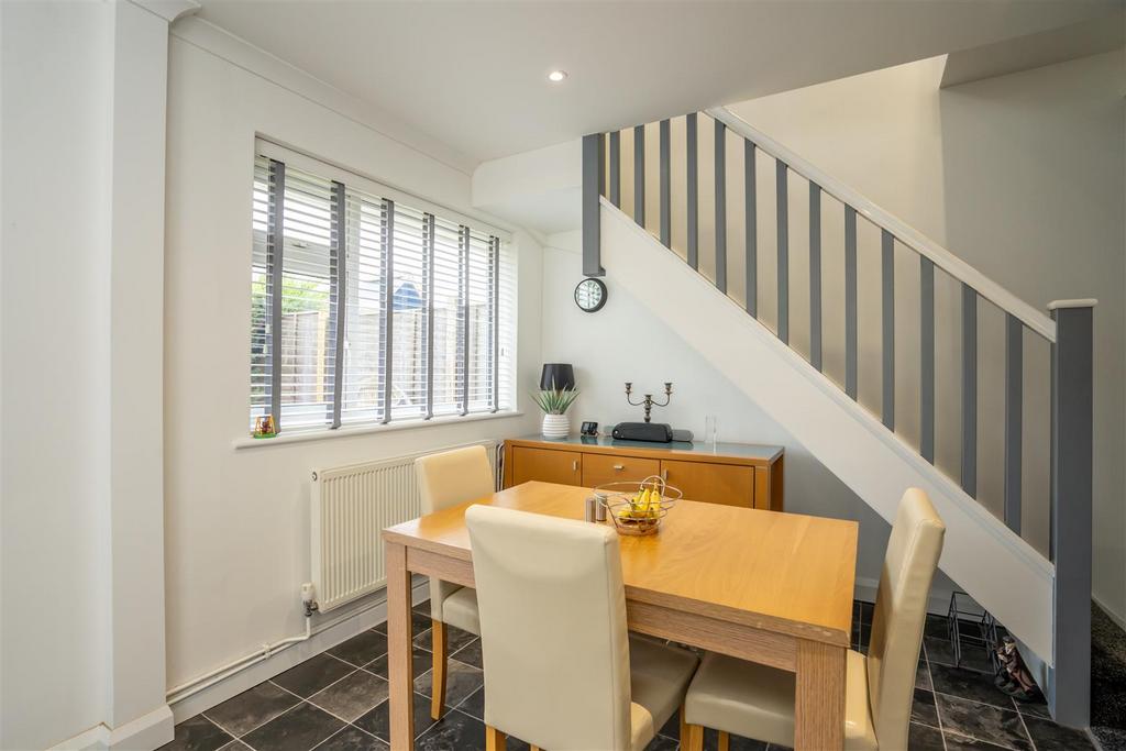 Dining Area.jpg