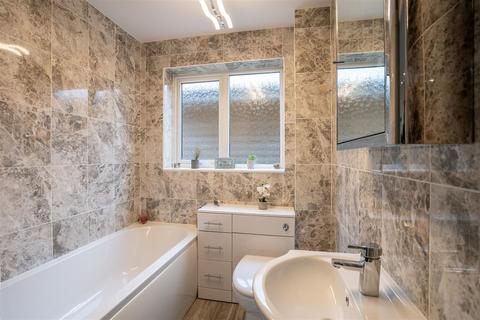 74 Hook Lane, Rose Green, Bognor Regis, PO21 3PE