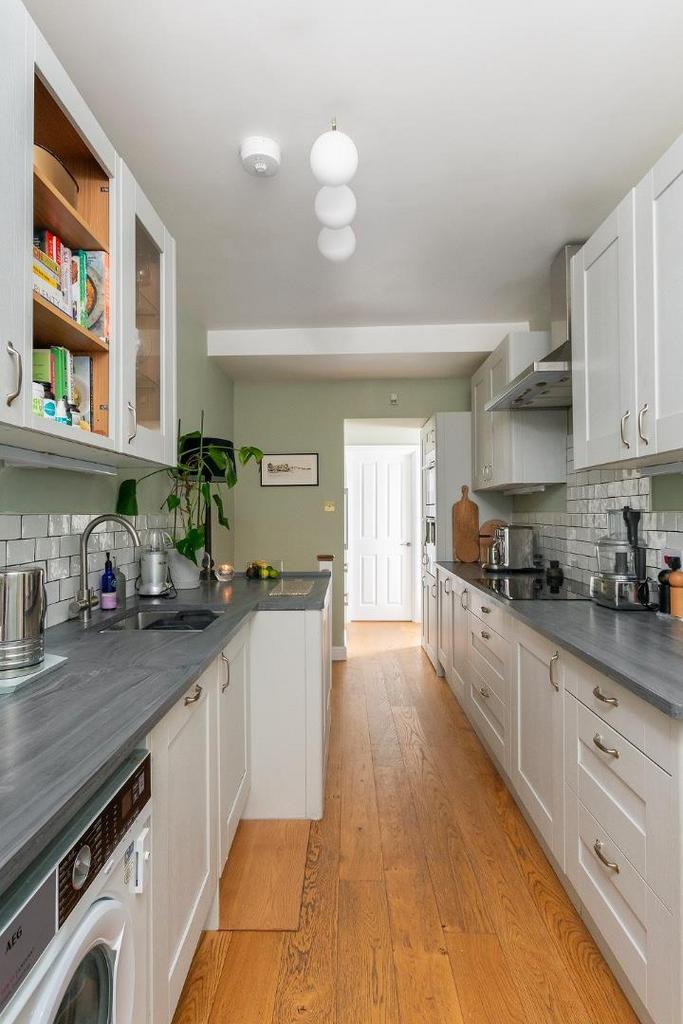 C1 F3 CPCN - Kitchen A.jpg