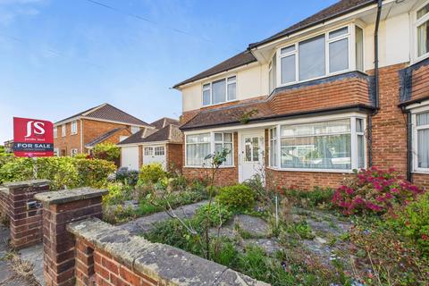 2 bedroom ground floor flat for sale, Chesham Close, Goring by Sea, Worthing, BN12