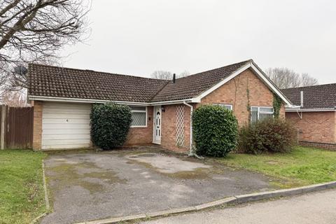 3 bedroom bungalow for sale, Sycamore Drive, Holbury, Southampton, Hampshire, SO45