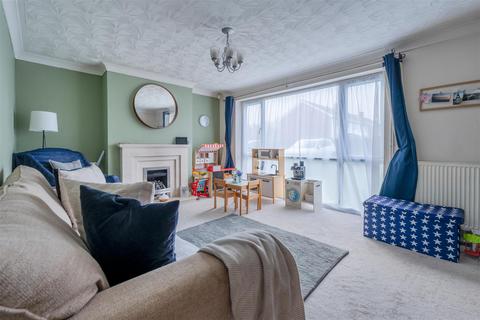 3 bedroom semi-detached house for sale, Holmoak Road, Keynsham, Bristol