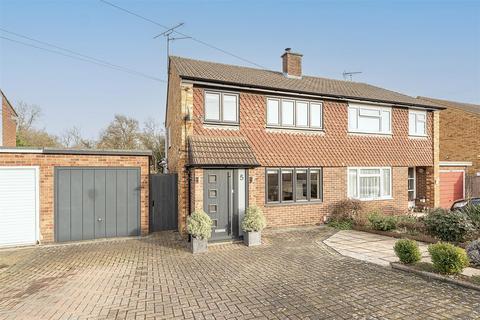 3 bedroom semi-detached house for sale, Wroxham Way, Harpenden