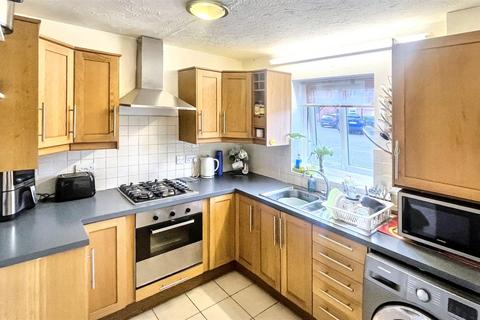 3 bedroom terraced house for sale, Sovereign Way, Birmingham B13