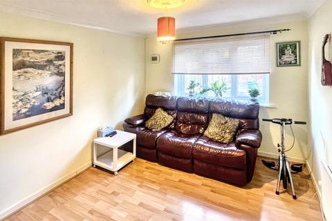 3 bedroom terraced house for sale, Sovereign Way, Birmingham B13