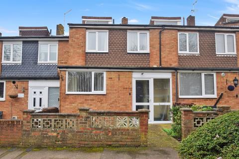 3 bedroom terraced house for sale, Greenvale Gardens, Rainham, Gillingham, ME8