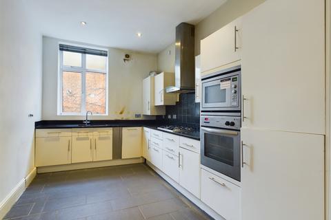 3 bedroom flat to rent, , Bromley, Kent, BR2