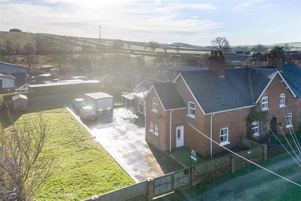 Primrose Way Aerial-1.jpg