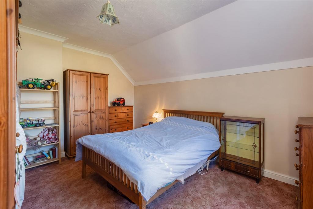 Primrose Way Bedroom 2-1.jpg
