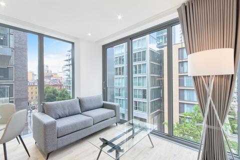 Studio to rent, Goodman's Fields, Piazza Walk, Aldgate, London, E1