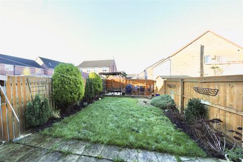 3 bedroom semi-detached house for sale, Chartwell Gardens, Kingswood, Hull