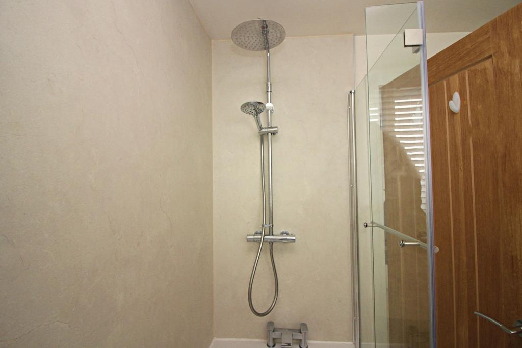 Shower Detail