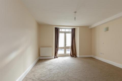 54a Oakfield Road, Clifton, Bristol, BS8 2BG