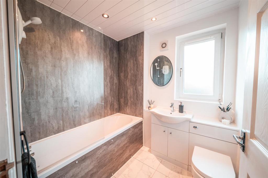 33 HADDINGTON GARDENS 160124 EDIT (22 of 38).jpg