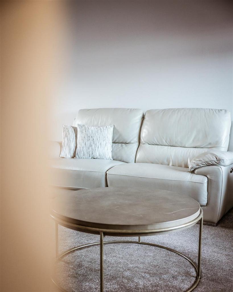 33 HADDINGTON GARDENS 160124 EDIT (14 of 38).jpg