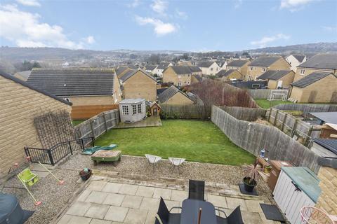 4 bedroom detached house for sale, Oaklea, Bradford BD10