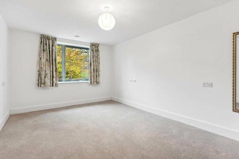 2 bedroom apartment for sale, Shotfield, Wallington SM6