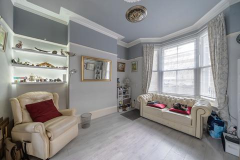 5 bedroom end of terrace house for sale, Scawen Road, London, SE8