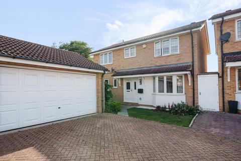 4 bedroom detached house for sale, Lamorbey Close, Sidcup DA15