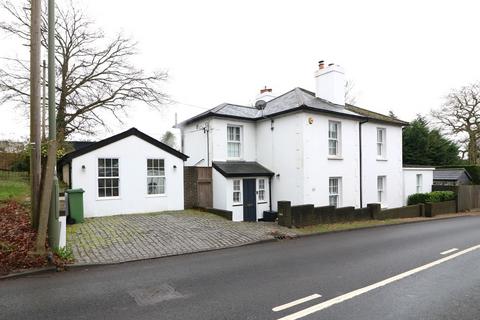 2 bedroom semi-detached house to rent, Flint Hill, Dorking