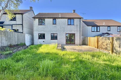 22 Lodge Drive, Truro, TR1 1TX