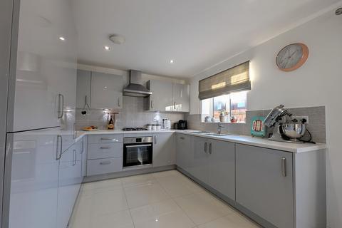 4 bedroom detached house for sale, Holmes Drive, Hebburn, NE31