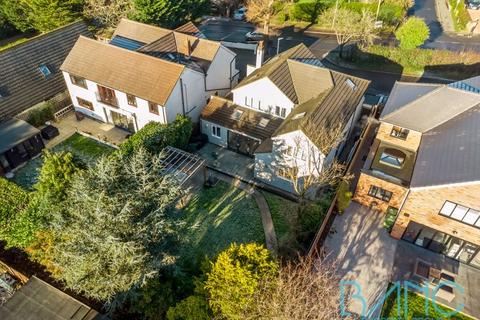 5 bedroom property for sale, Cuffley Hill, Goffs Oak EN7