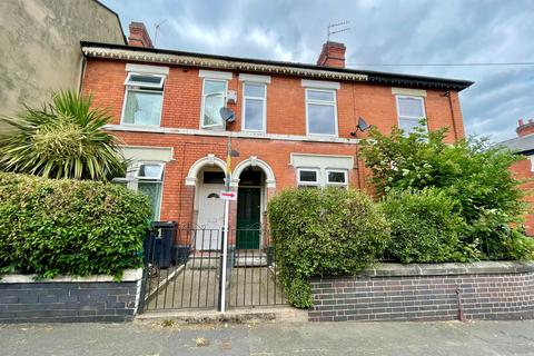 2 bedroom terraced house to rent, Lyndhurst Terrace, Derby