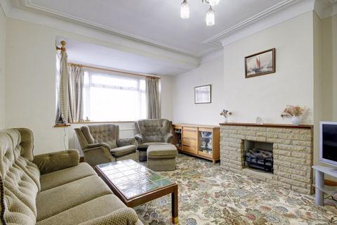 4 bedroom semi-detached house for sale, Broadlands Avenue, Enfield