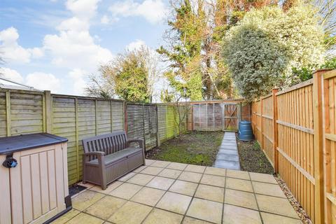 Churchwood Drive, Tangmere, Chichester, West Sussex