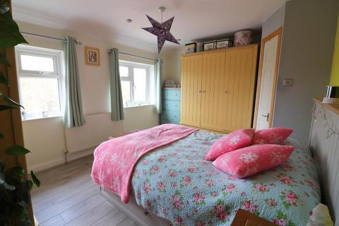 2 Arnold Close, Barton-le-clay, Bedford, MK45 4PD