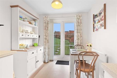 18 Buttercup Grove, Stainton, Middlesbrough, TS8 9FG