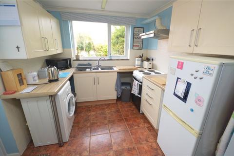 2 bedroom semi-detached house for sale, Wellfield Avenue, Luton, Bedfordshire, LU3