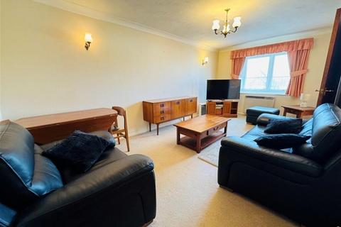 2 bedroom flat for sale, PORTLAND CLOSE, CHADWELL HEATH, ESSEX RM6