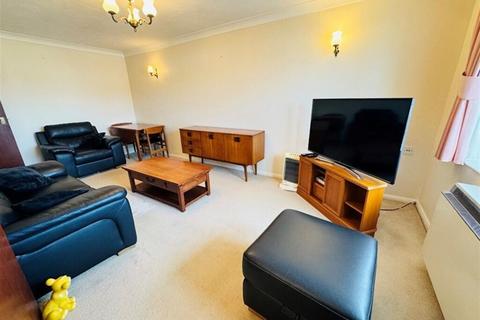 2 bedroom flat for sale, PORTLAND CLOSE, CHADWELL HEATH, ESSEX RM6