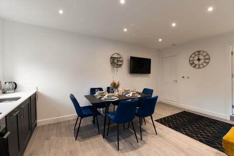 undefined, N12 Woodside Pk Rd 13A
