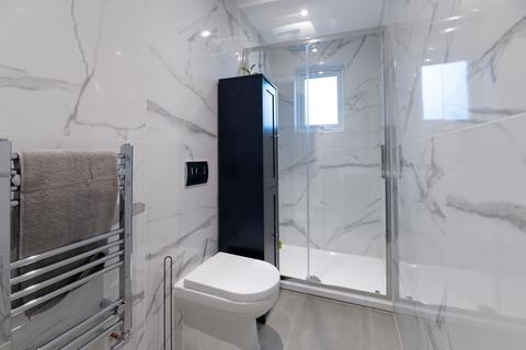undefined, N12 Woodside Pk Rd 13B